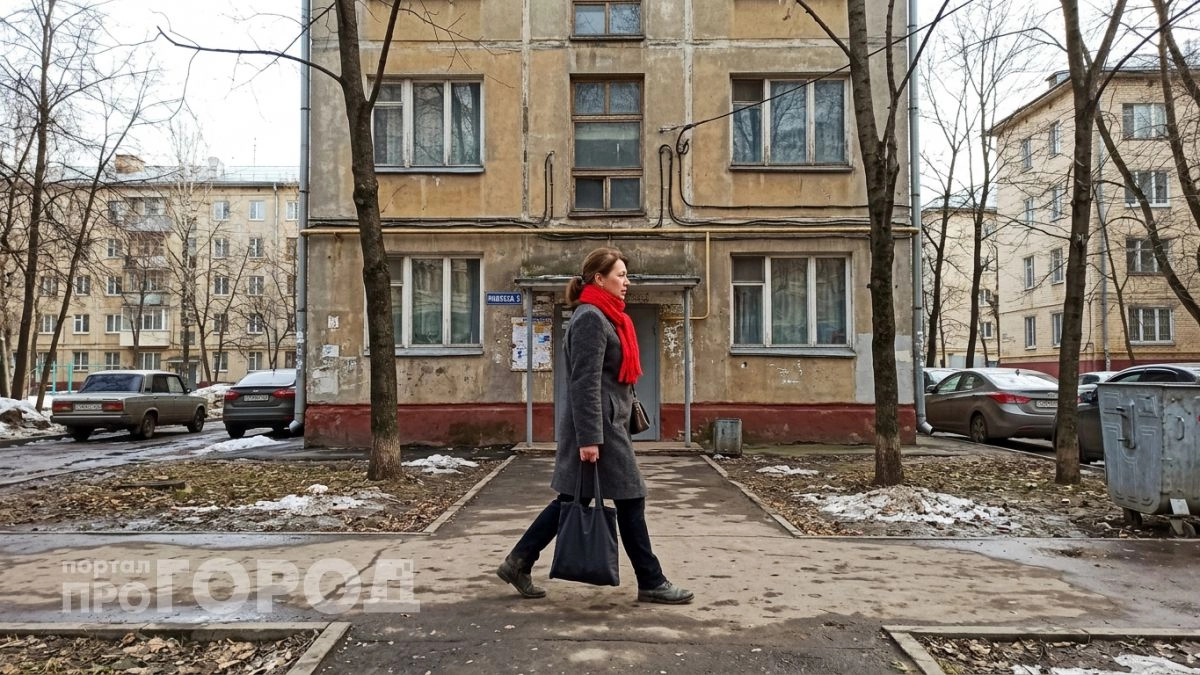 Балконов на первом этаже хрущевки не было не случайно — вот настоящая причина