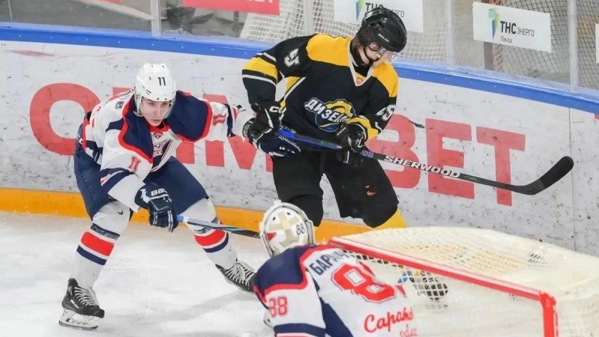 Кристалл вырвал победу на последних секундах в плей-офф НМХЛ