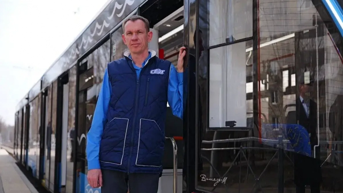 16 трамваев «Витязь-М» прибыли в Саратов: маршрут №3 откроется 31 марта