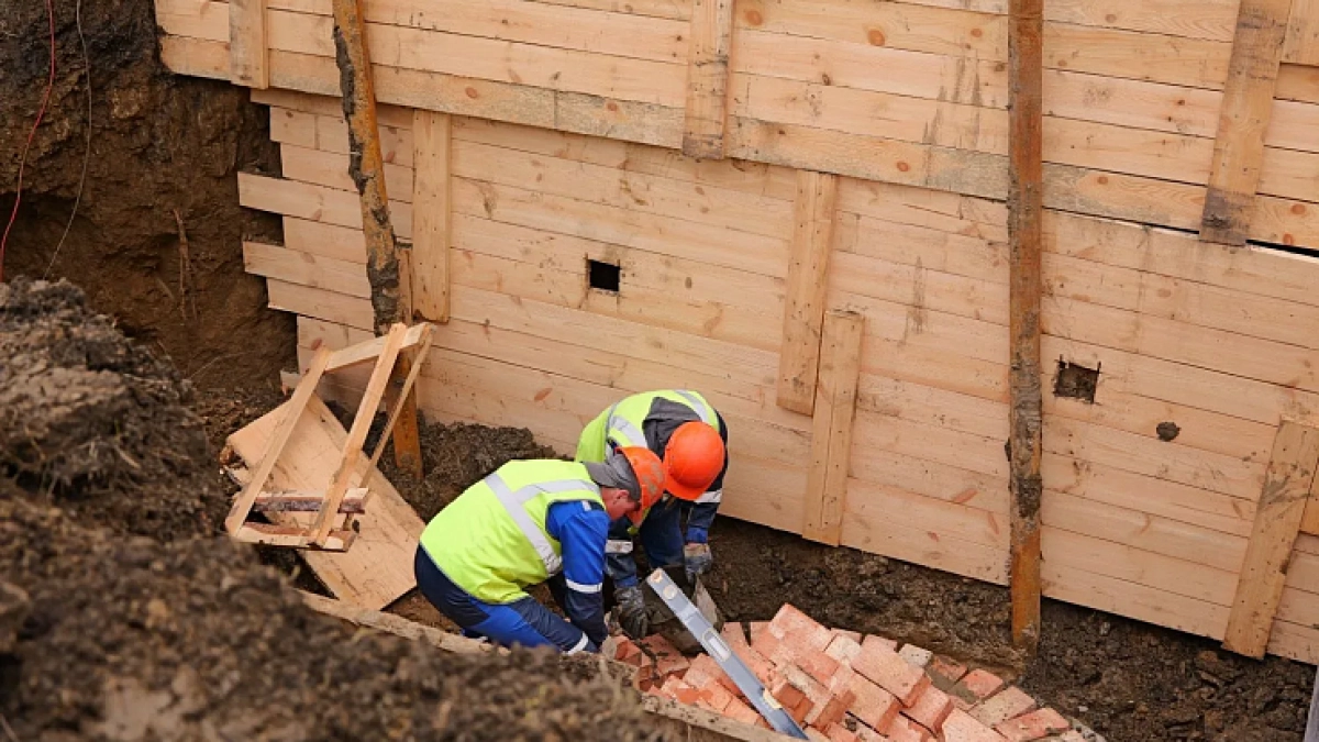 В Саратове реконструируют водопровод с 40 авариями за пять лет