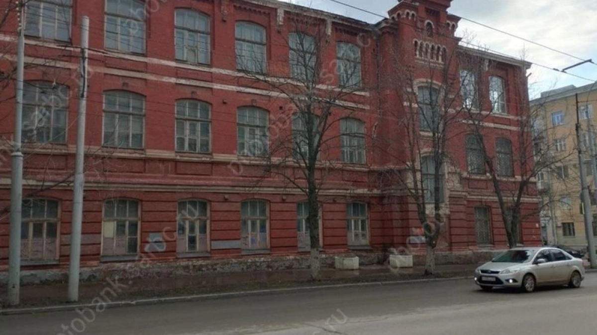 Московский ИП за 279 млн рублей восстановит исторический техникум в Саратове