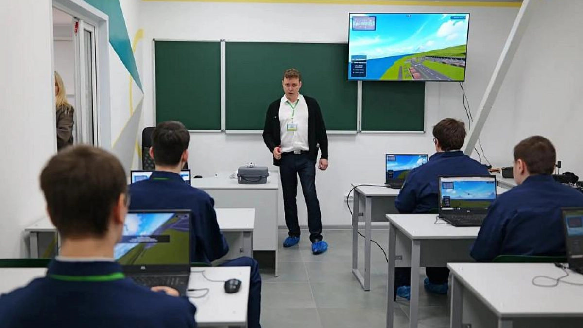 В саратовском техникуме открыли IT-кластер для подготовки востребованных специалистов