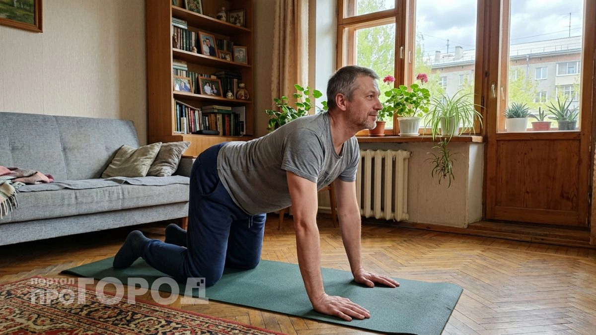 Вставайте без боли в спине: ортопед поделился утренним движением для мгновенного избавления от скованности