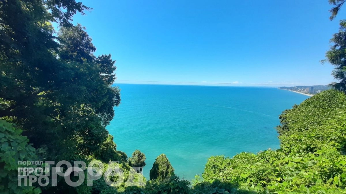 Забудьте про переполненные пляжи: я нашла место с чистым морем и тишиной, где отдыхаешь как на Бали