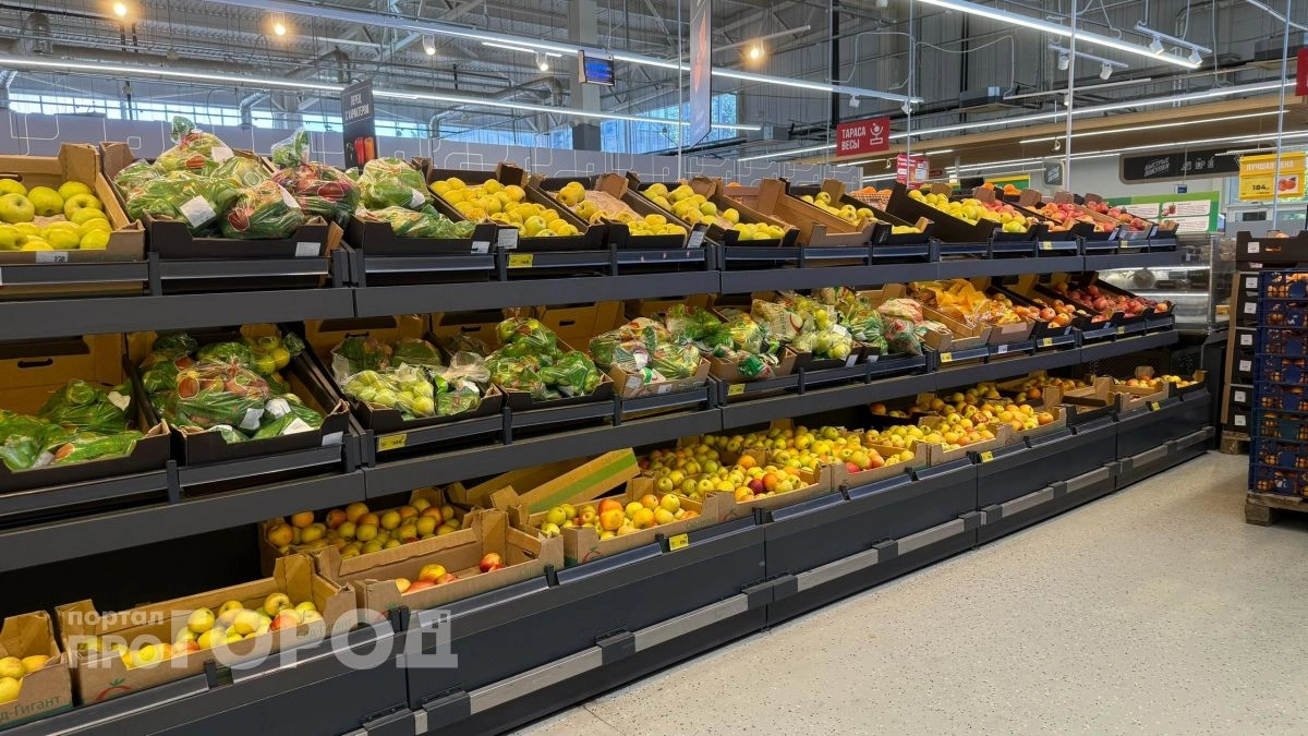Забудьте про яблоки и бананы: ученые нашли доступный фрукт который в два раза полезнее любых цитрусовых