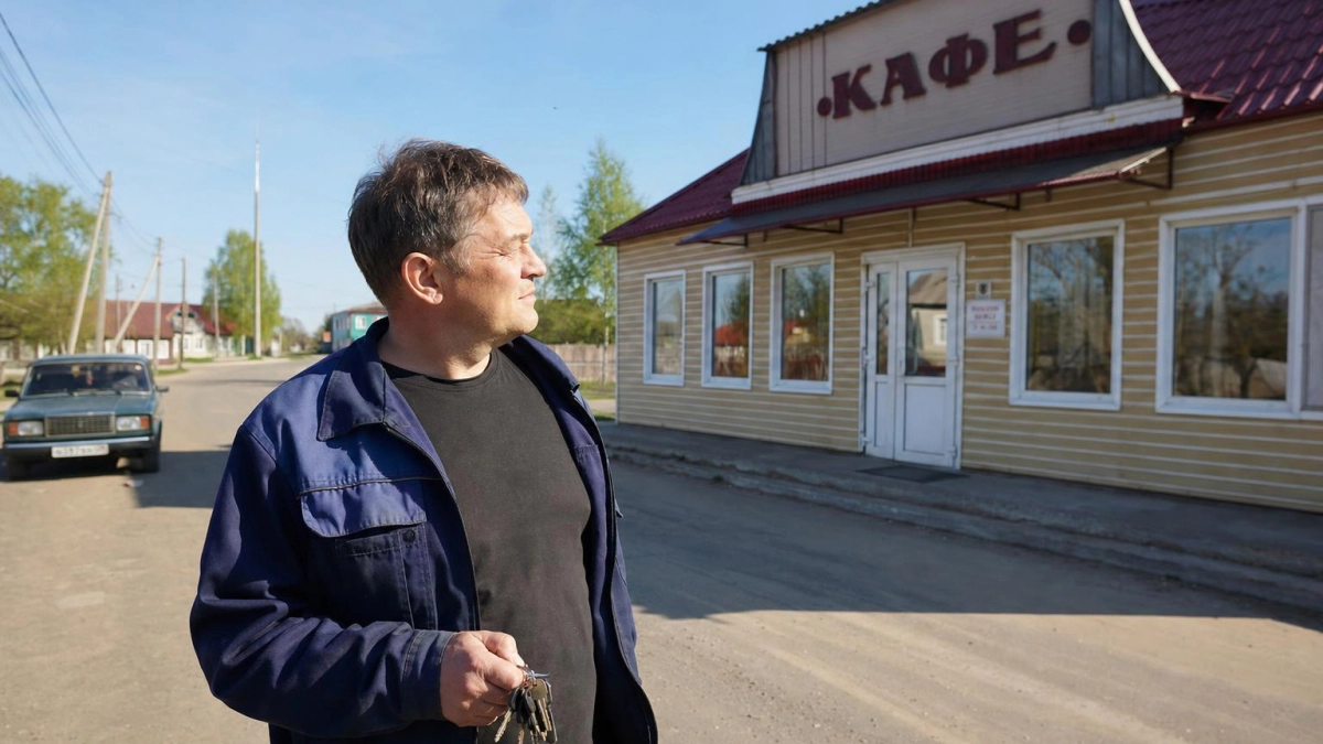 В Пристанном продают арестованное здание под кафе вдвое дешевле кадастра