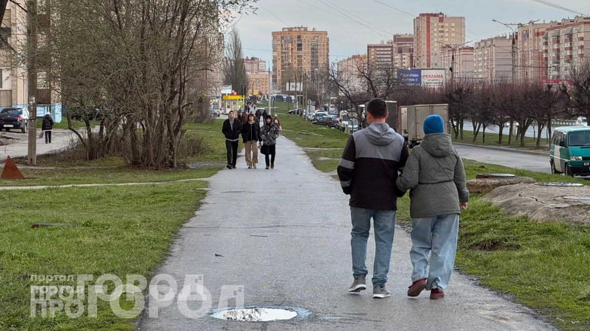 Ваш интеллект виден с первого взгляда: 7 внешних признаков, которые выдают выдающийся ум без слов