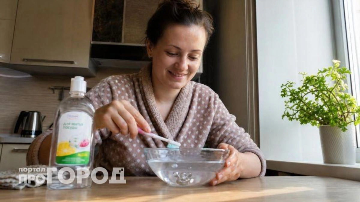 Перестала тратить лишнее на химию: показываю свой хитрый способ использования средства для мытья посуды