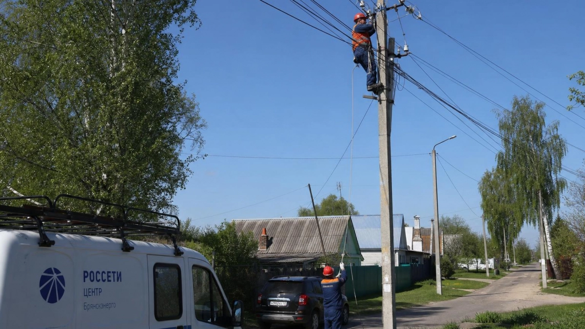 В саратовском Юбилейном отключили свет из-за повреждения высоковольтных сетей