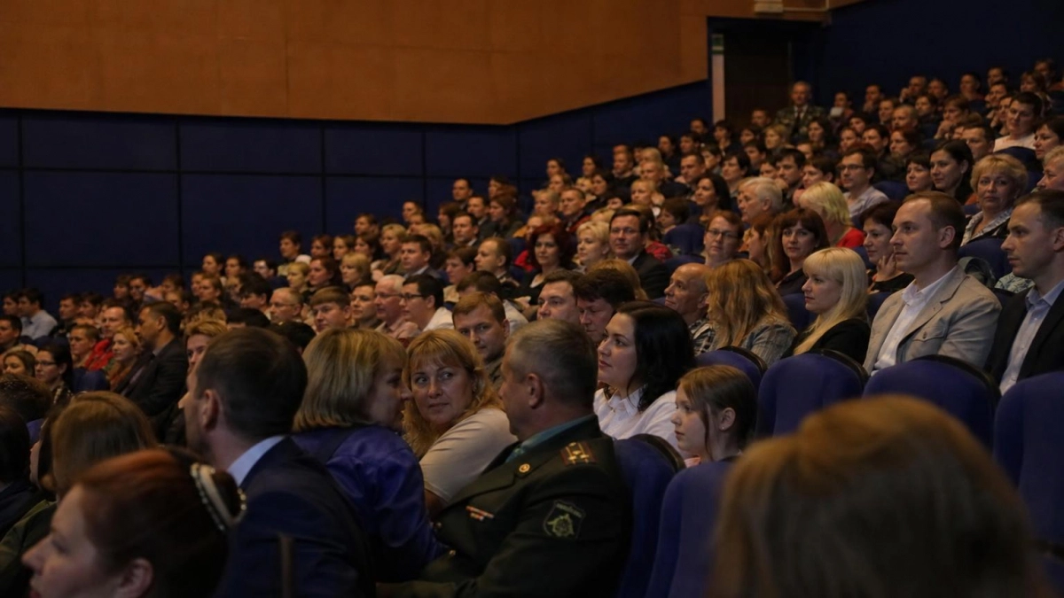 Потерял обе ноги, но сдвинул вагон: в Саратове показали фильм «20 тонн»