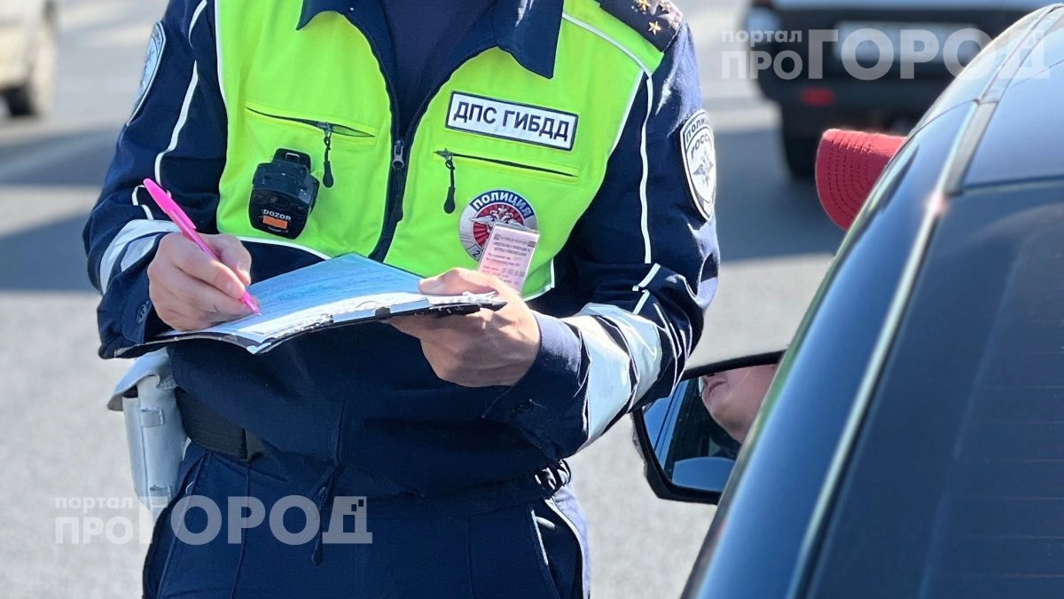 Инспектор просит дунуть даже при полной трезвости: названы обычные привычки водителей, провоцирующие проверку