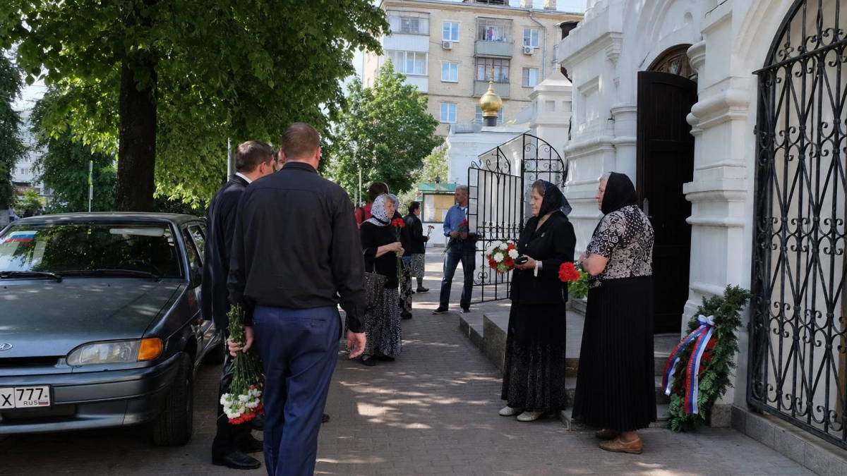 Балаково простится с погибшим в СВО Евгением Лабзиным 4 июня