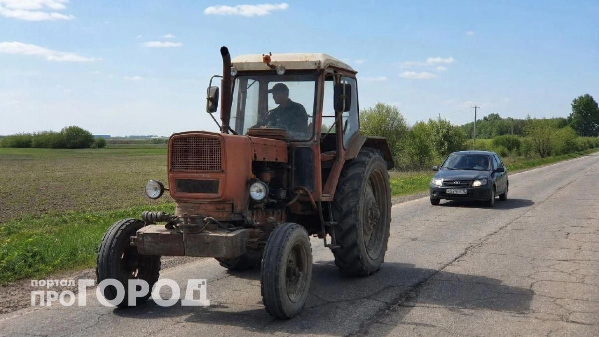 Обгон трактора через сплошную больше не нарушение: Верховный суд объяснил, как избежать лишения прав