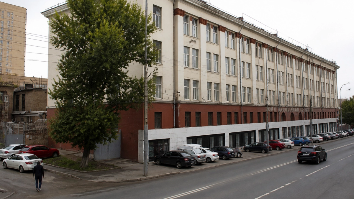 В Саратове выставили на продажу здания полиграфкомбината стоимостью до 725 млн