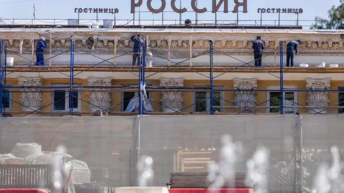 Гостинице Россия в Саратове вернут подлинный декор и исторический фонтан