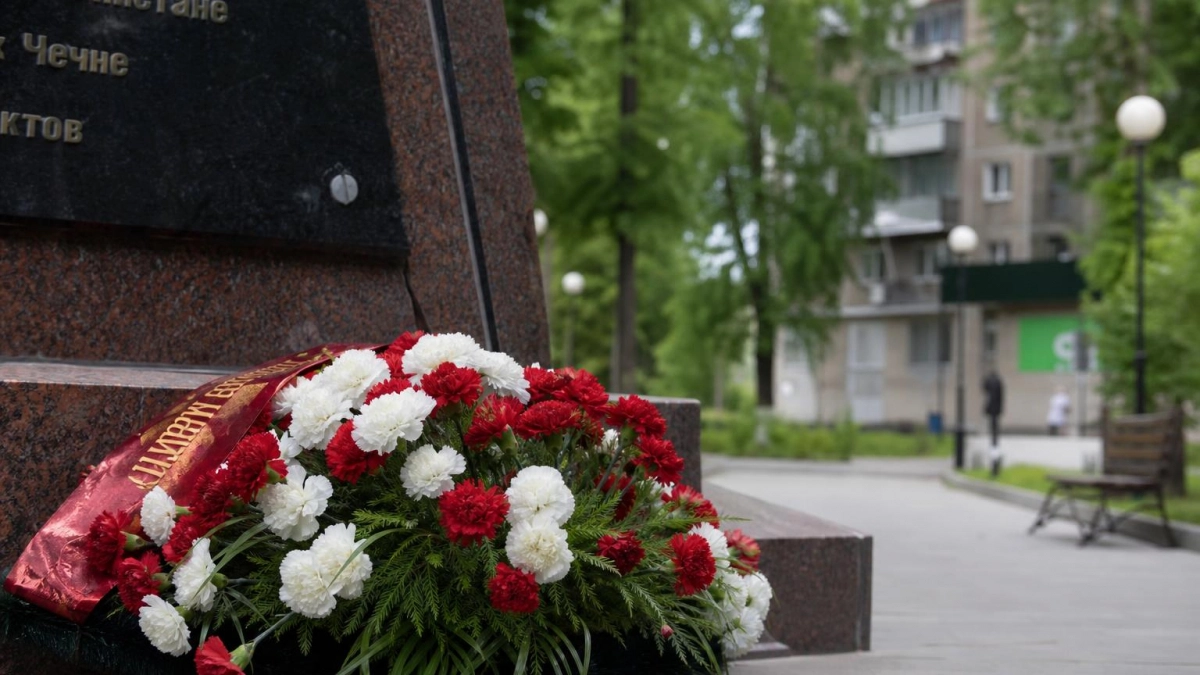 В Ершове простятся с погибшим в зоне СВО Михаилом Худорожковым