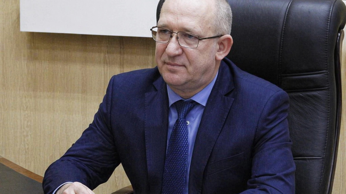 Бусаргин предложил уволить главу Вольского района Сафонова из за жалоб жителей