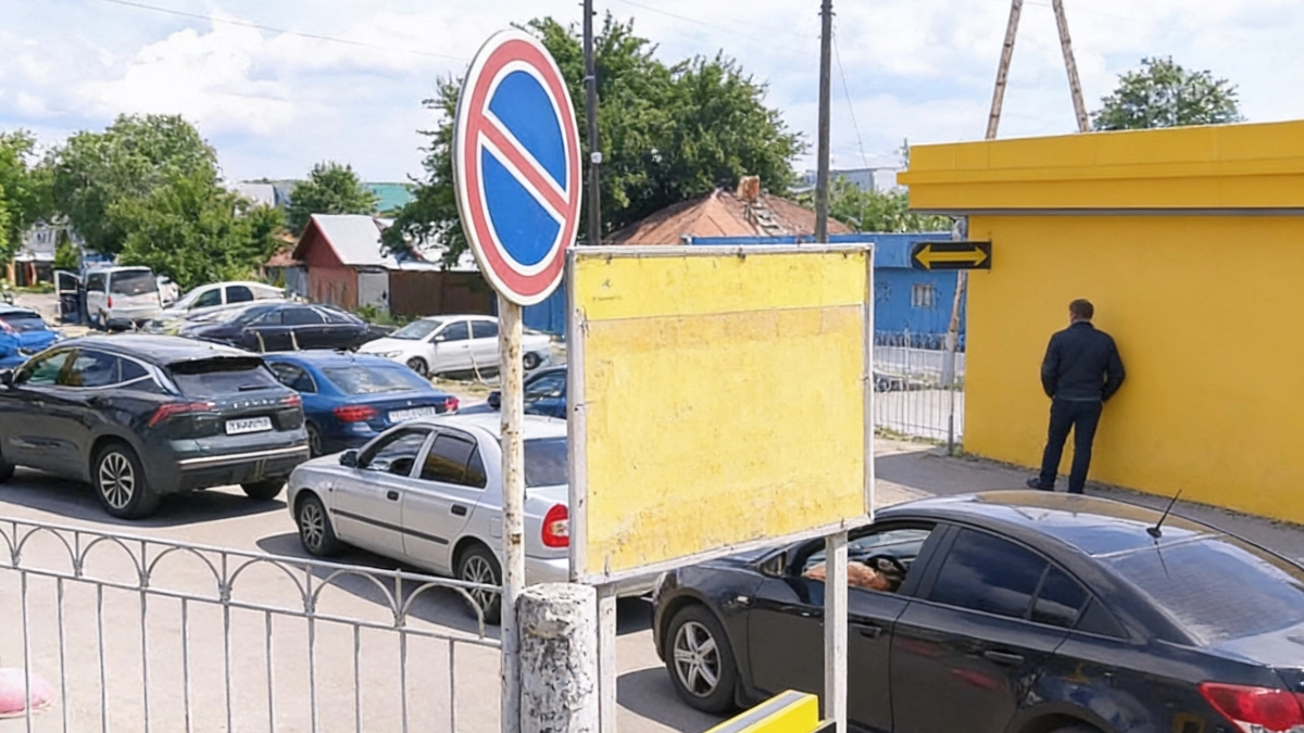 Саратовский депутат попросил отменить штрафы водителям, застрявшим в очередях на АЗС