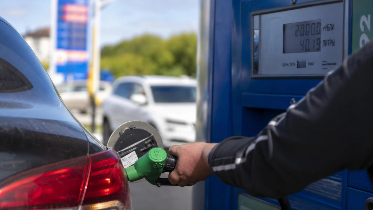 В Саратовской области продлили лимит на продажу бензина до 15 июля