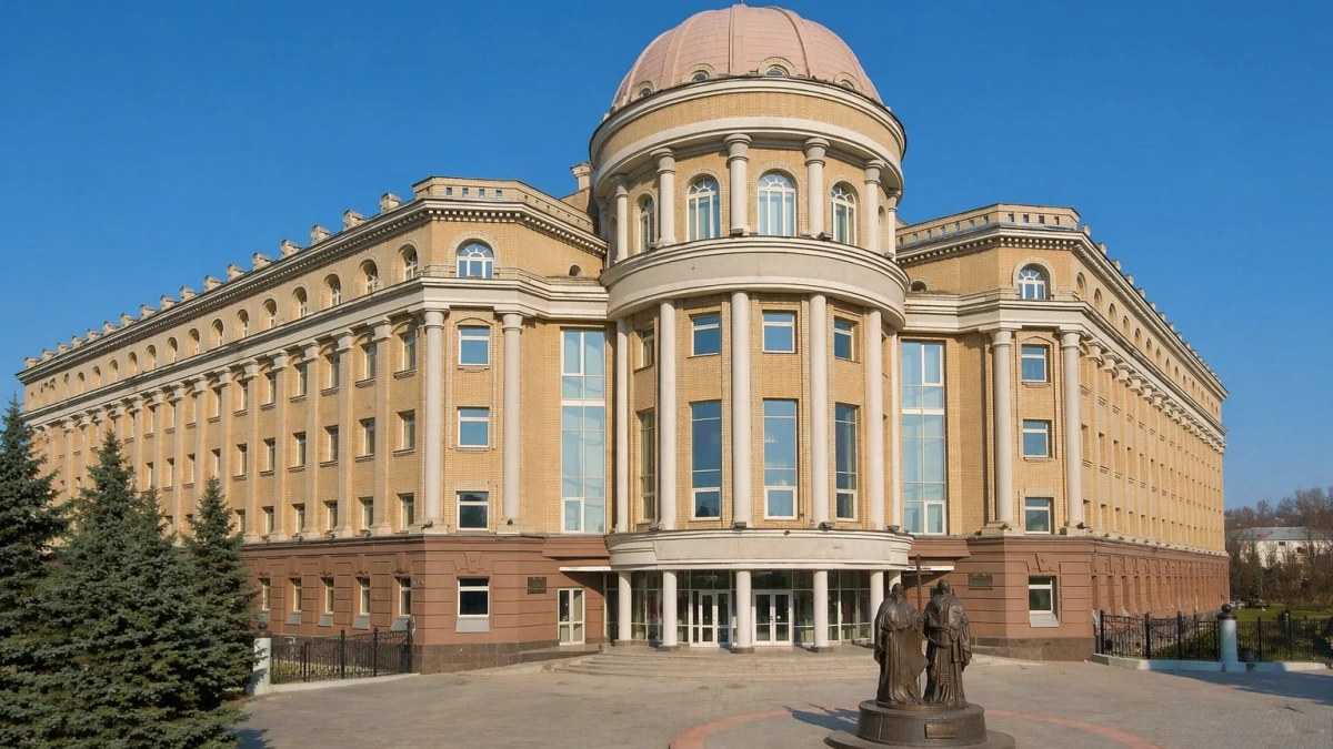 СГУ вошел в топ-20 по зарплатам выпускников в экономике и финансах