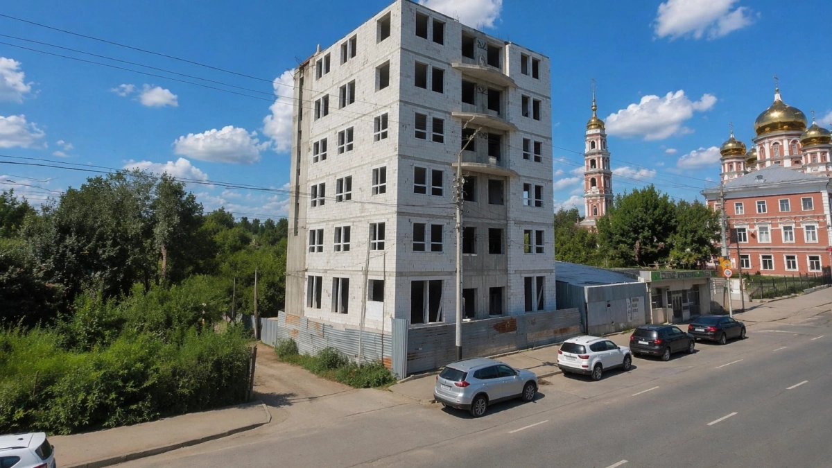 Недострой у Покровского собора в Саратове планируют завершить к январю 2027 года