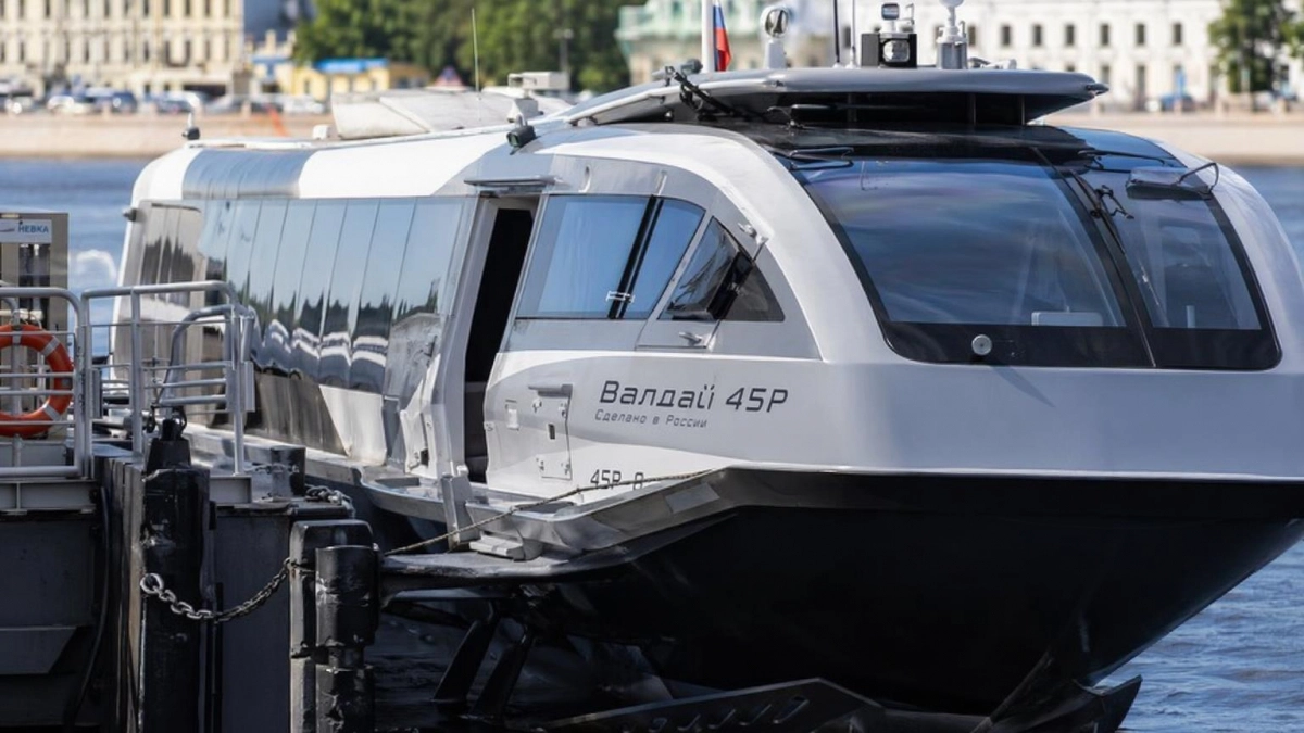 В Саратовскую область прибыл четвертый пассажирский Валдай Политрук Клочков
