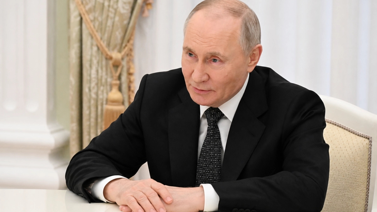 Путин отметил госнаградами ректора СГУ, министра и общественника из Саратовской области