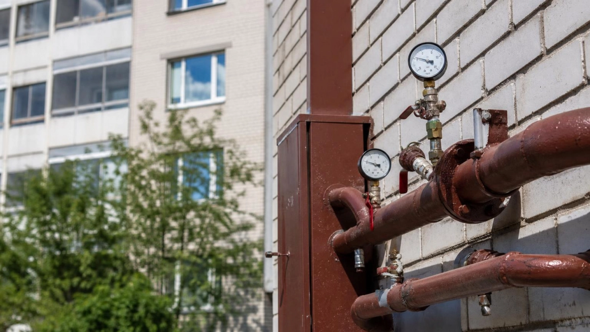 В Совфеде предложили автоматически возвращать плату за отопление в тёплую погоду
