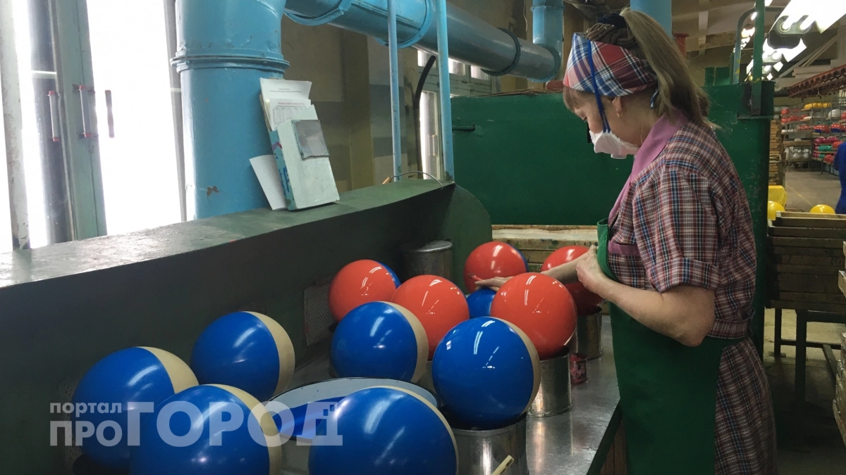 Мне предлагали любые деньги чтобы я остался: почему работа на заводе стала ловушкой даже при высокой зарплате