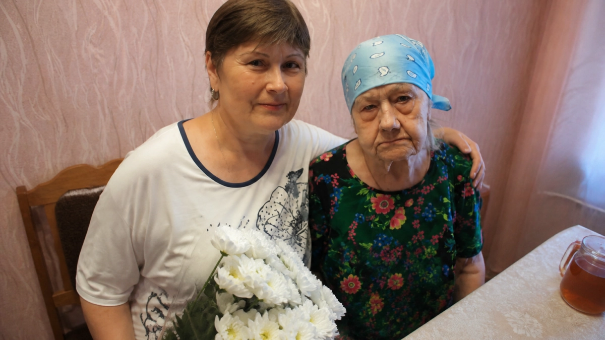 Президент поздравил с 100-летием труженицу тыла из Саратовской области