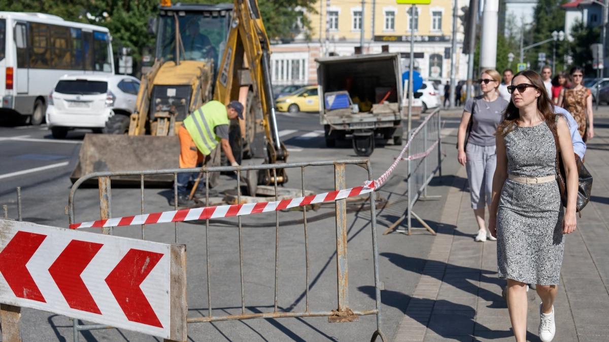 В центре Саратова еще на три дня продлили перекрытие на Вавилова