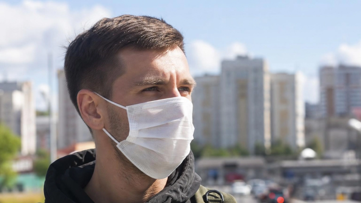 После пожара на мусорной станции в Саратове выявили загрязнение воздуха