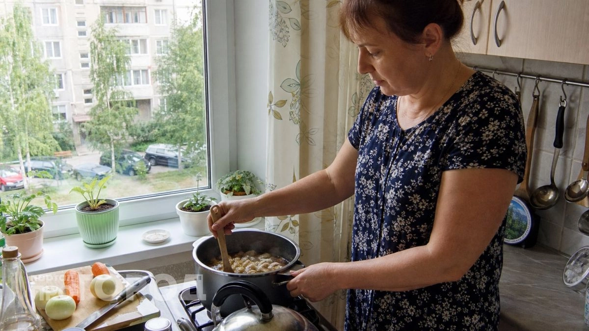 Хватит гадать насчет пенки в бульоне: запомните это простое правило идеальной прозрачности супа навсегда