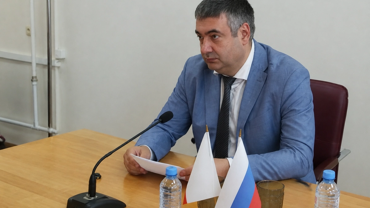 После ДТП с саратовской маршруткой мужчину в тяжелом состоянии консультируют федеральные специалисты