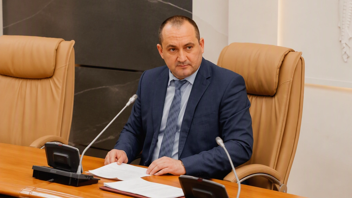 Калинин поддержал лицензирование клининга в школах из за жалоб на уборку