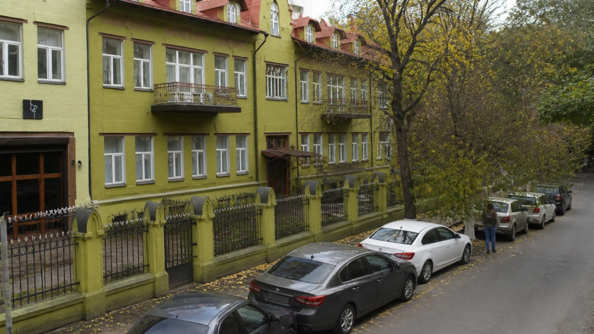 Верховный суд истребовал дело об изъятии саратовского аэроклуба, где учился Гагарин