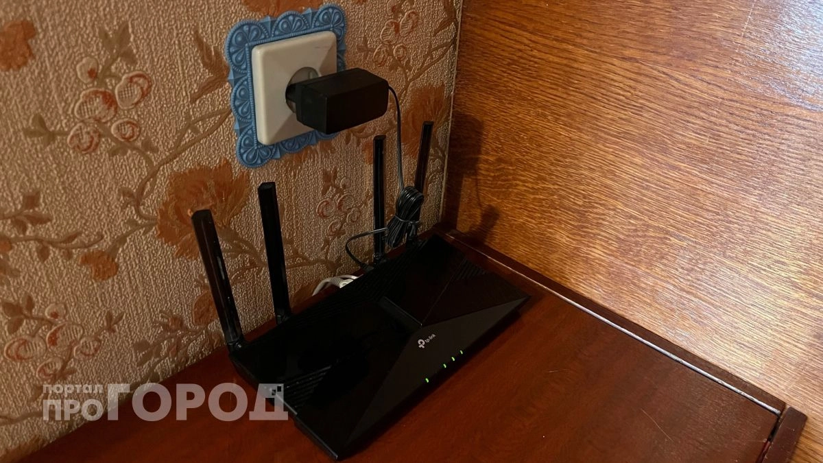 Хватит переплачивать за усиление сигнала: обычный лист фольги за роутером разгонит интернет до максимума