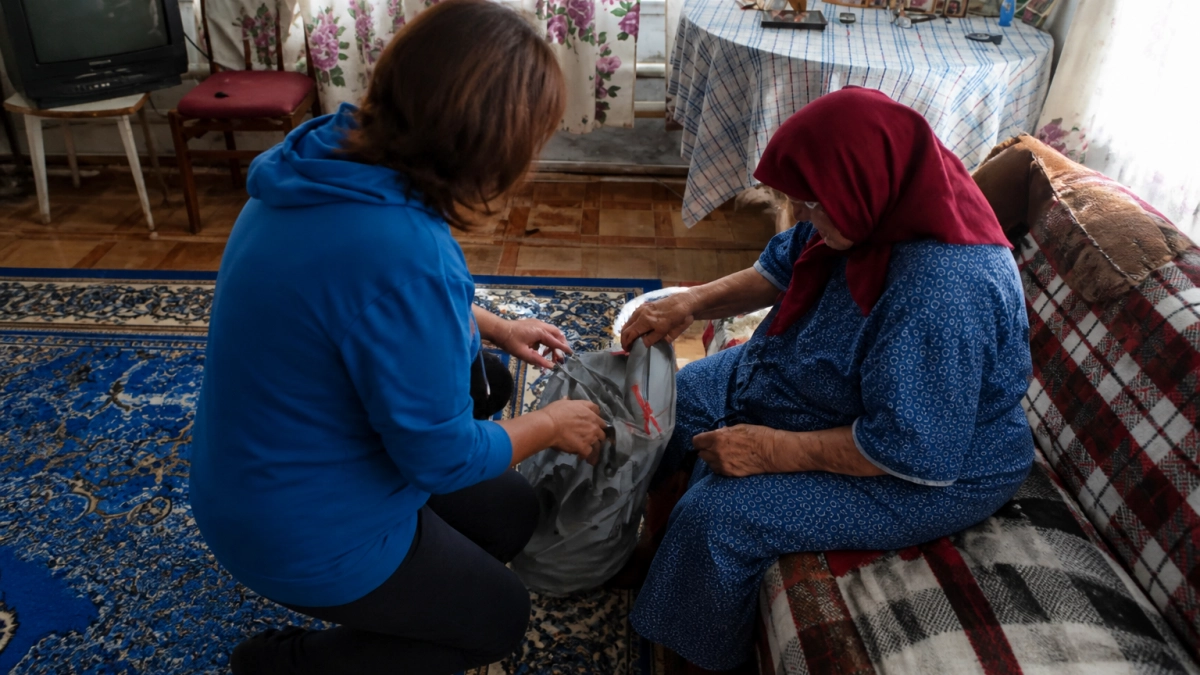 Жительница Саратовской области проголосовала на дому вскоре после 100-летнего юбилея