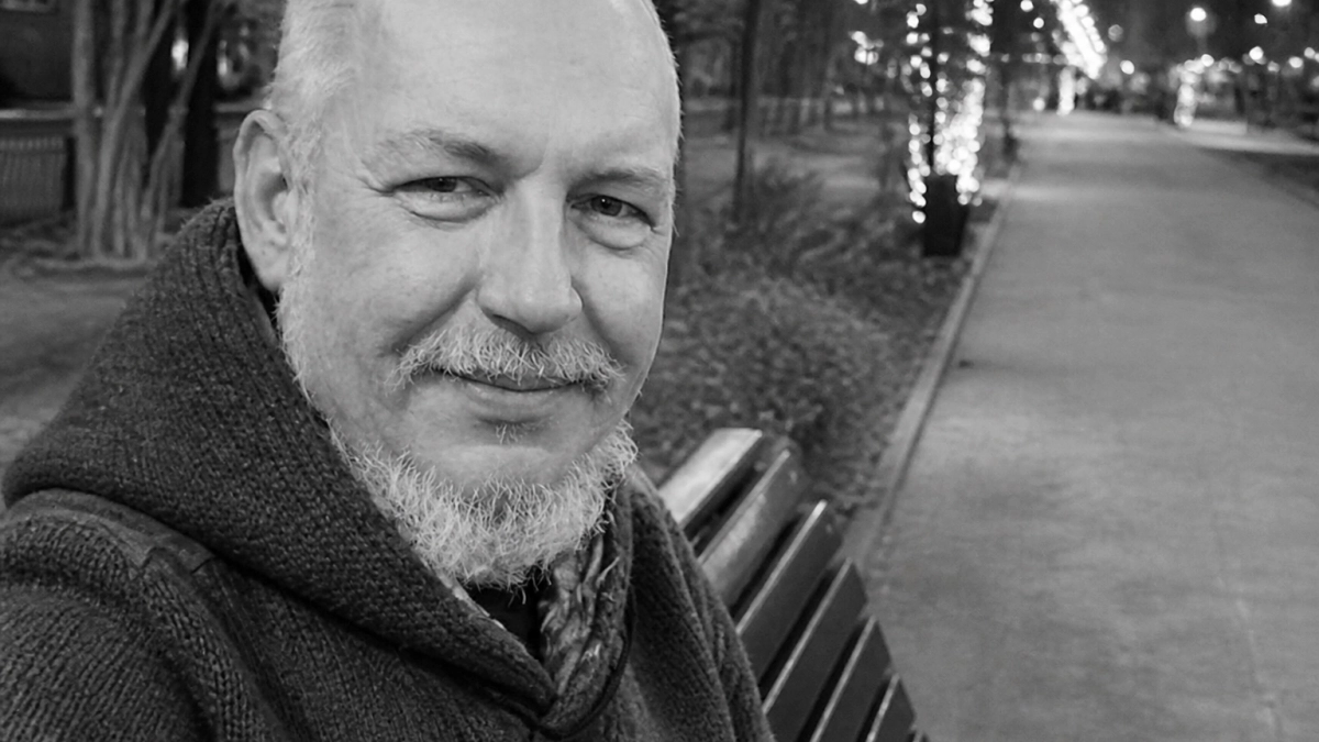 На 59-м году жизни скончался саратовский политолог и журналист Дмитрий Олейник