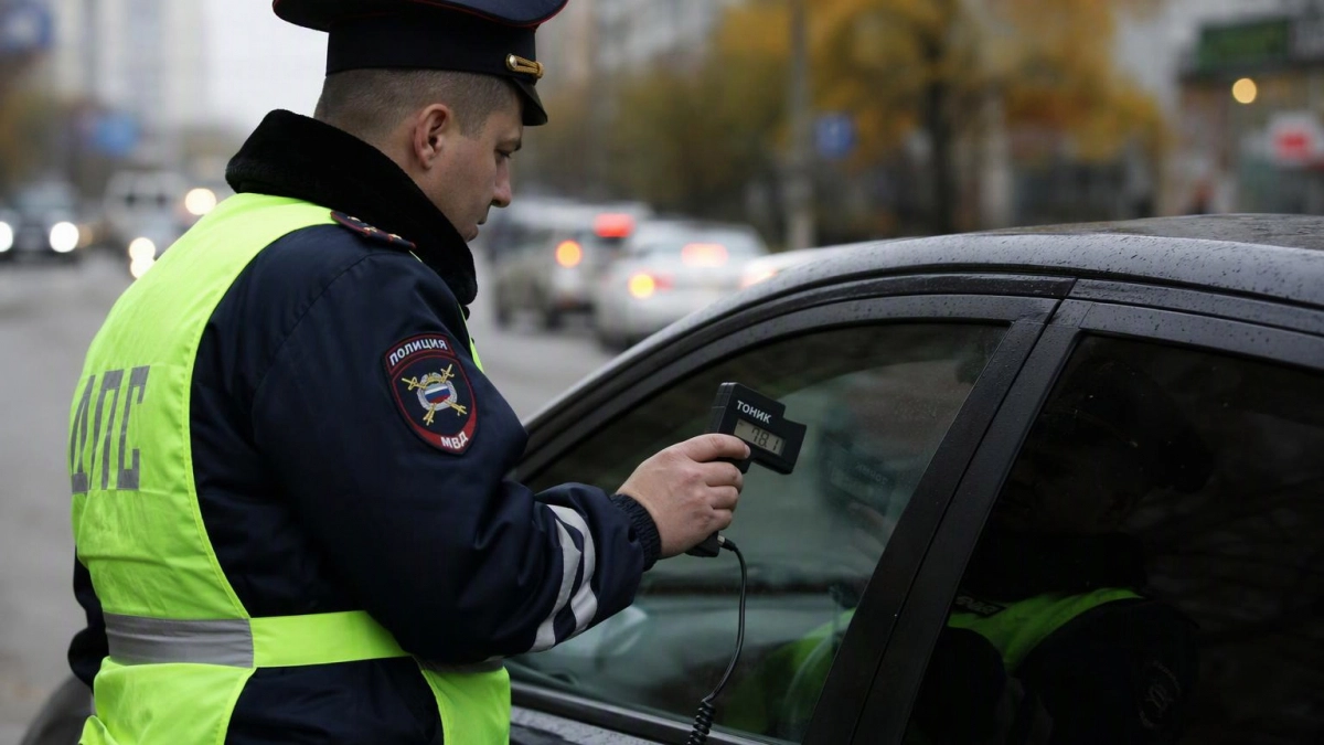 В Саратовской области за день выявили 83 машины с незаконной тонировкой