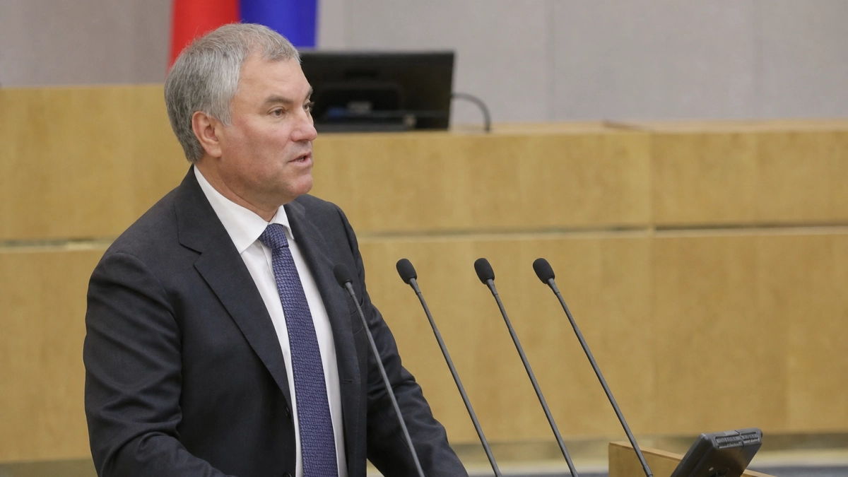 Володин в Саратовской области поздравил учителей с наступающим Днем учителя
