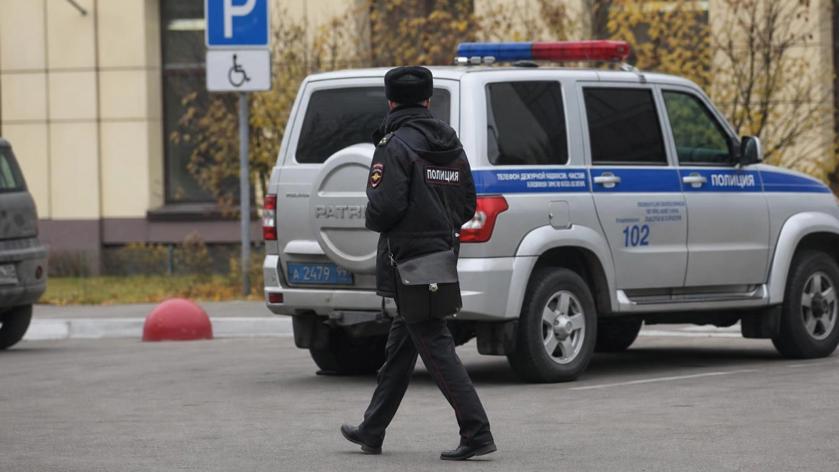 Саратовцев задержали по делу о хищении 2,6 млн рублей у жительницы Луганска