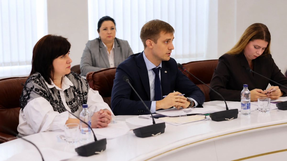 Храпугин представил в Беларуси инвестпотенциал Саратовской области из топ-10 по климату
