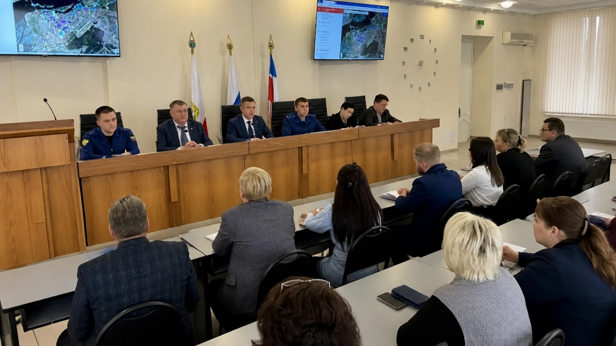 В Энгельсе после жалоб на запах проверят предприятия по карте обращений