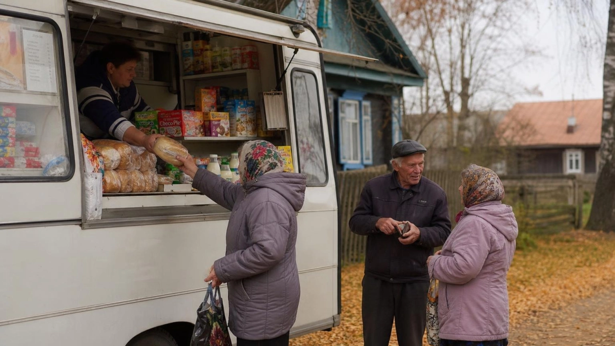 Приехала в глухую деревню с автолавкой: честно показываю цены и продукты, которыми выживают местные жители