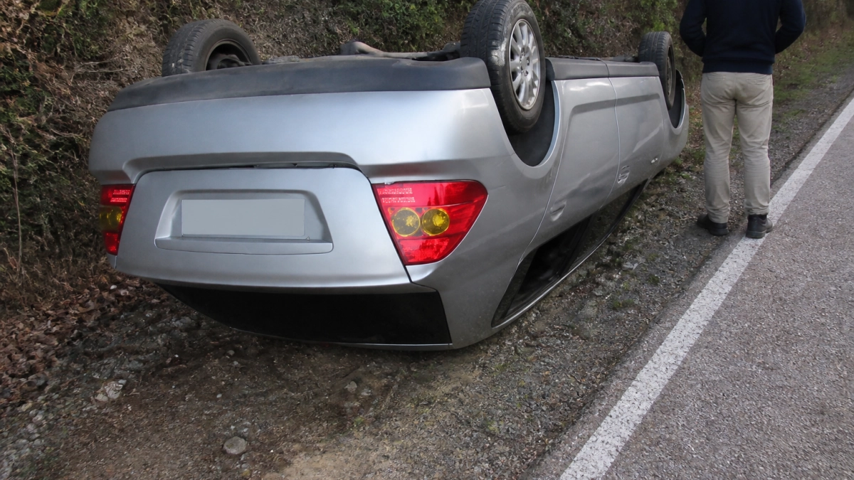 Под Саратовом в перевернувшейся Toyota погибла 16-летняя пассажирка