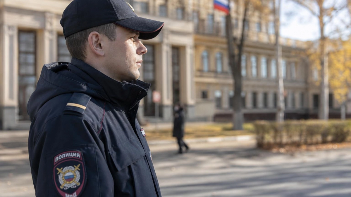 В Саратове экс-сотруднику налоговой изменили увольнение на утрату доверия