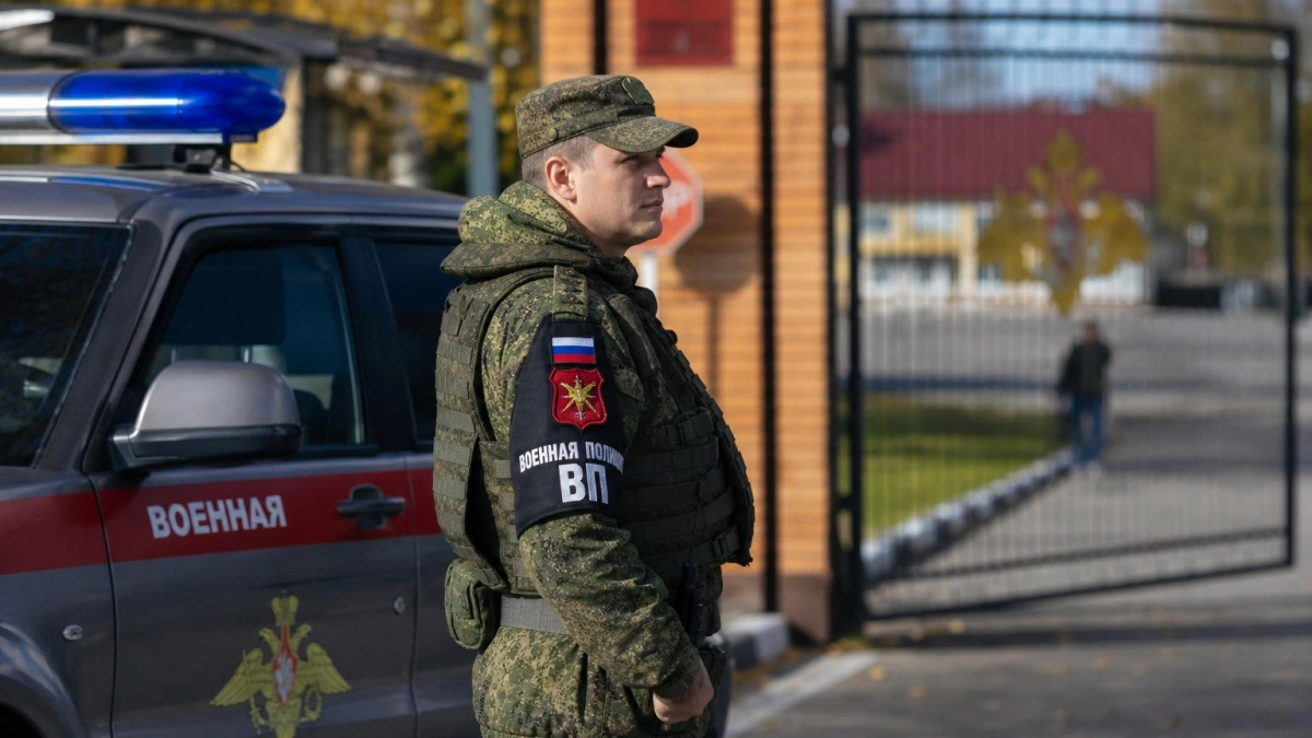 Военного из Саратовской области отправили на гауптвахту на десять суток за телефон