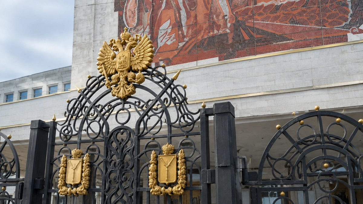 Правительство Романа Бусаргина берет в кредит 4,7 миллиарда рублей на покрытие дефицита