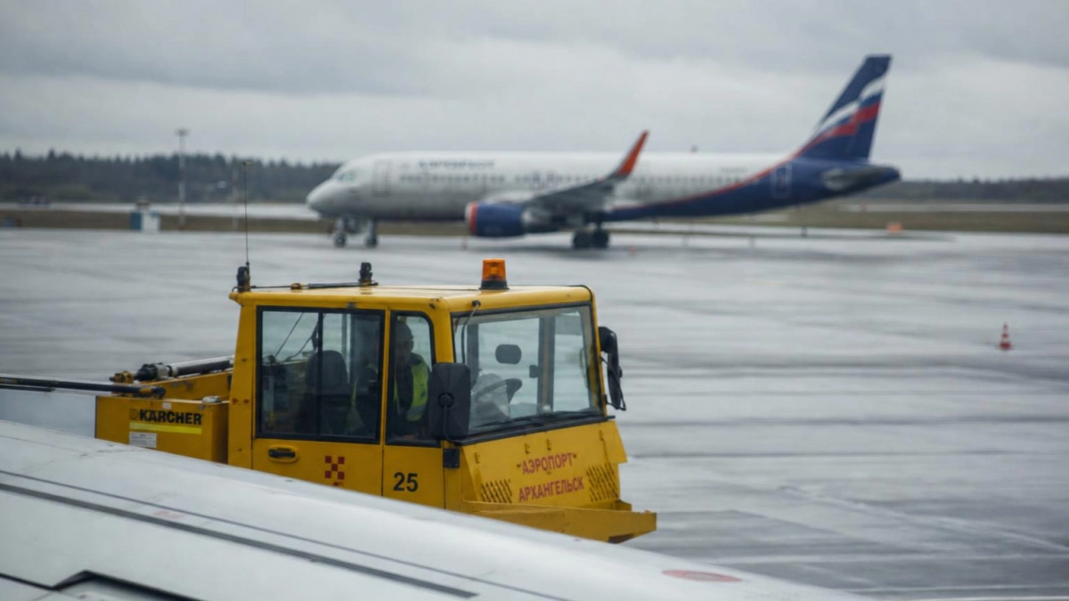 В аэропортах Саратова и Саранска временно ограничили прием и выпуск рейсов